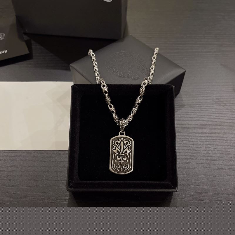 Ch**me He**ts necklaces